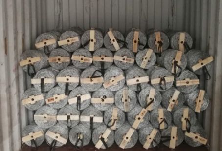 Alambre de púas galvanizado y recubierto de PVC